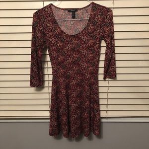 Red long sleeve patterned dress